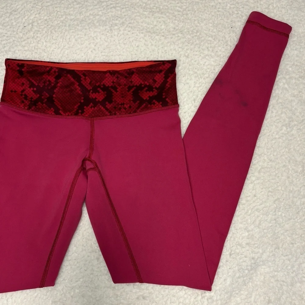 Lululemon Women Red Wunder Under II Full Length Reversible Leggings